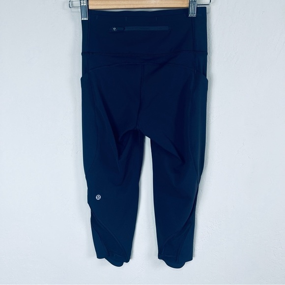 Lululemon Pace Perfect Crop Leggings Boysenberry Purple 17" Size 4 - Picture 4 of 11